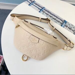 SOLD, BUT CAN ORDER MORE! Genuine leather bumbag, soft & comfortable to wear!